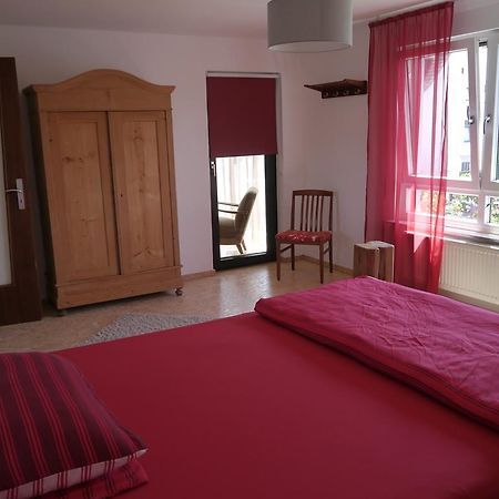 Punkrock Harbour Pension Baehr Карлсруе Екстериор снимка